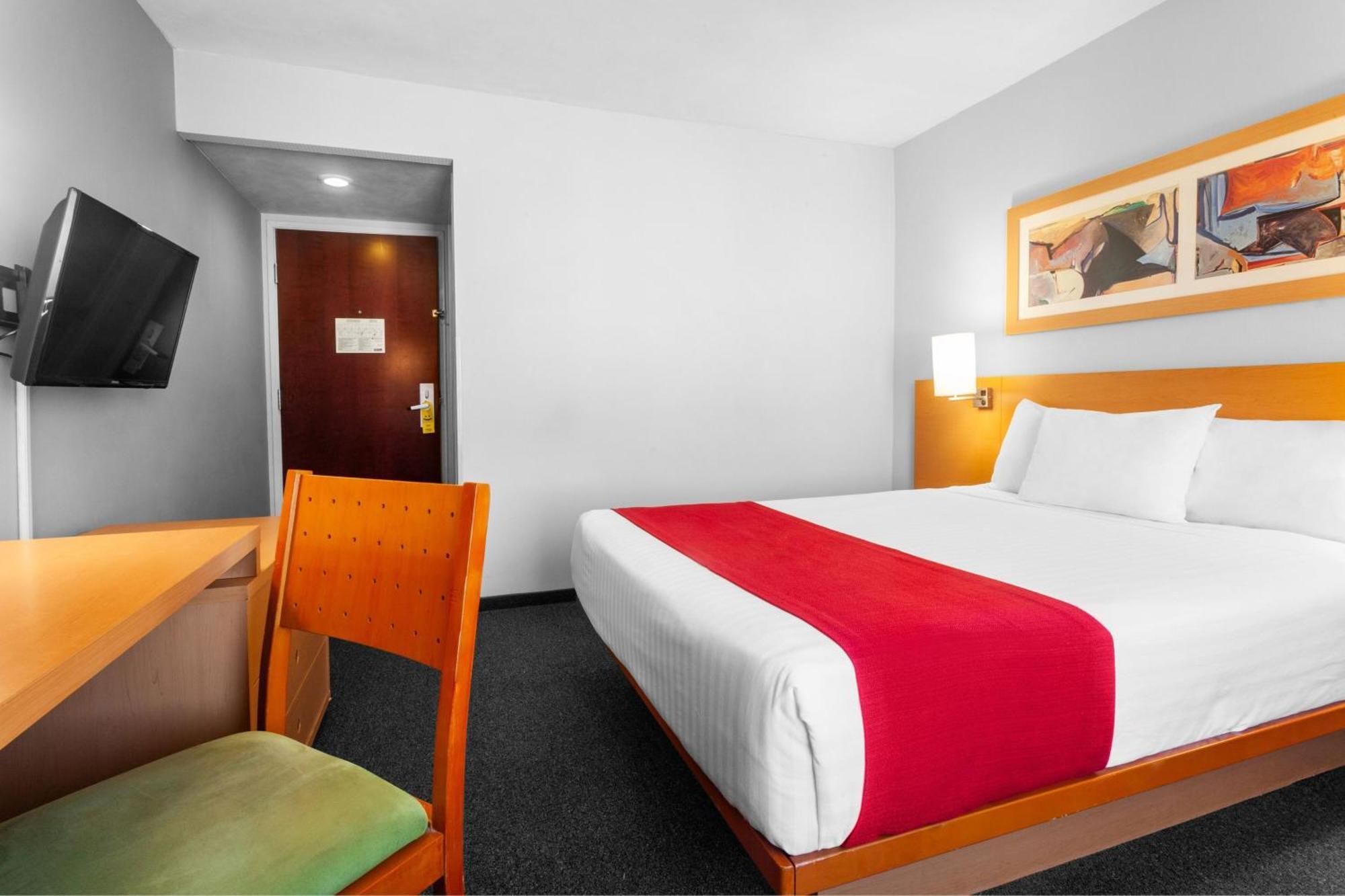 City Express By Marriott Celaya Parque エクステリア 写真